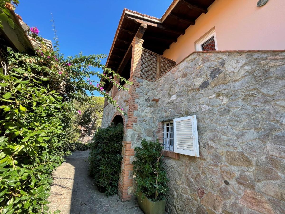 Villaggio I Sorbizzi Marina Di Bibbona Buitenkant foto