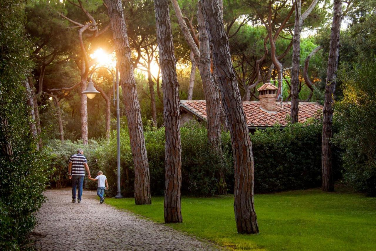 Villaggio I Sorbizzi Marina Di Bibbona Buitenkant foto