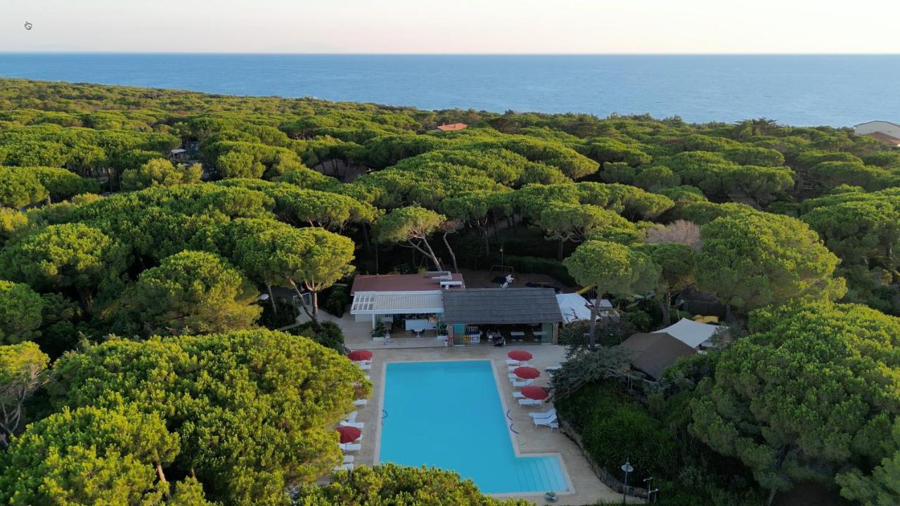 Villaggio I Sorbizzi Marina Di Bibbona Buitenkant foto